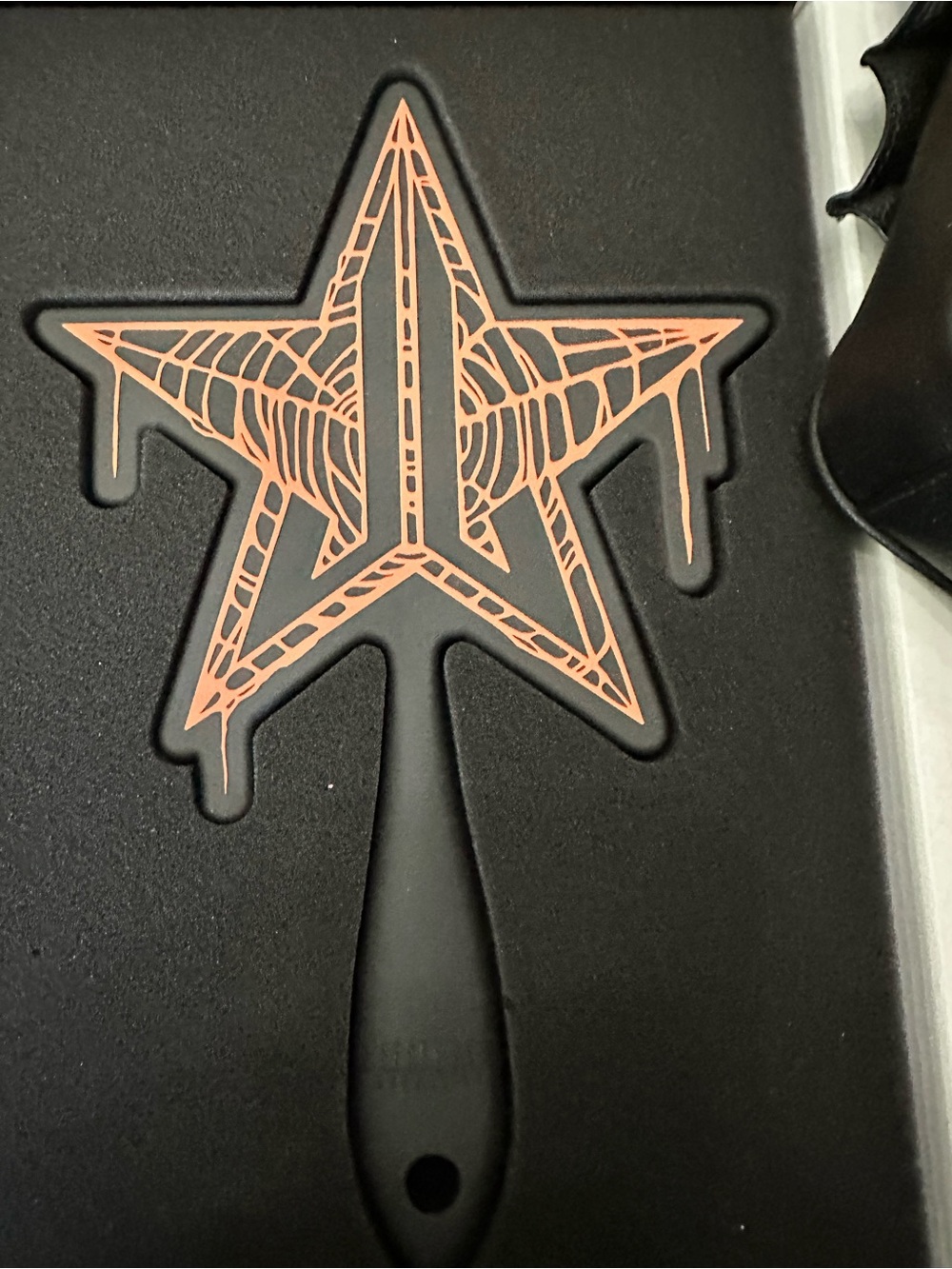 Jeffree Star hand mirror and jewelry - Picture 6 of 11